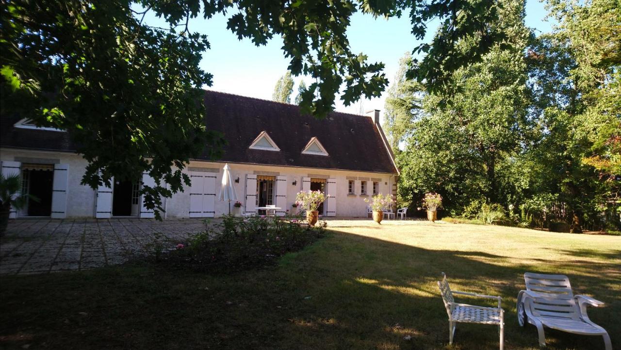les allées du château Le Mazeau Exterior foto